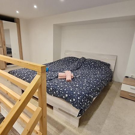 Maxim Apartman Budapest Exteriör bild